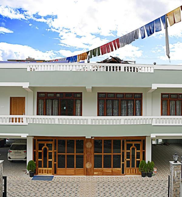 Hotel Tawang Heights , Tawang Bagian luar foto